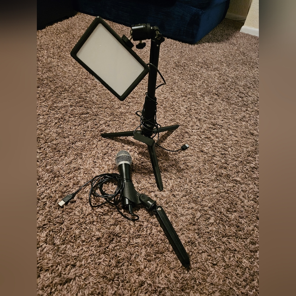 Table Microphone and Light